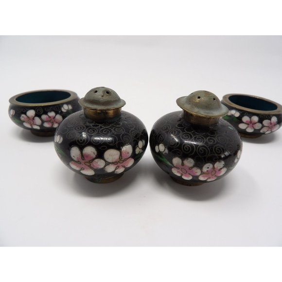 Pair Vintage Salt Cellars & Pepper Shakers Black w White Enamel Painted Flowers - Picture 6 of 12